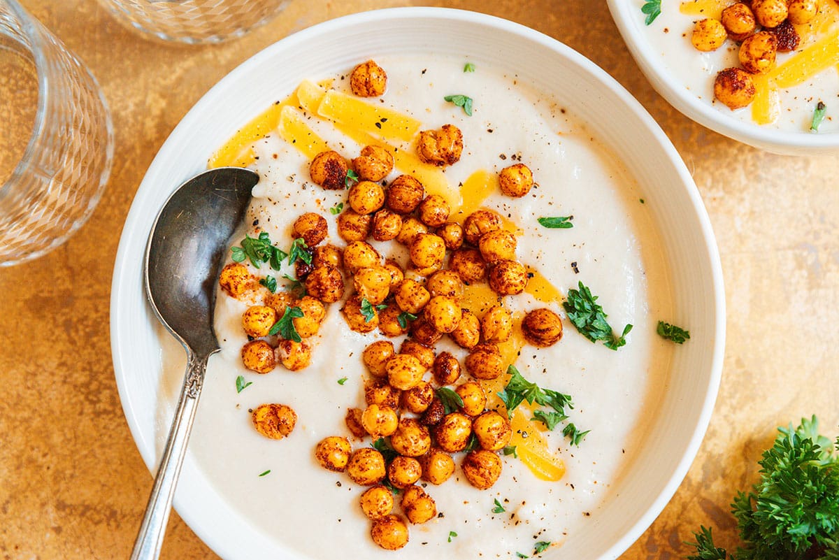 Crockpot Vegan Cauliflower Soup: Creamy & Dairy-Free Secret